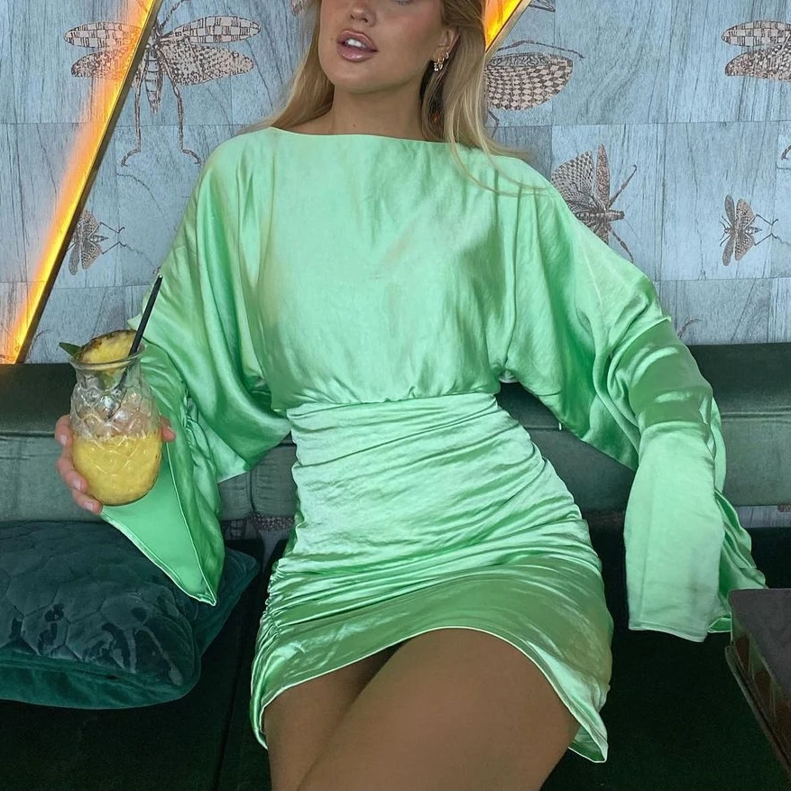 

LALUMAI women's Dresses Round neck Solid pleated baggy sexy dress sexy and close fitting, hip wrapped Dress Bag Hip Clothing