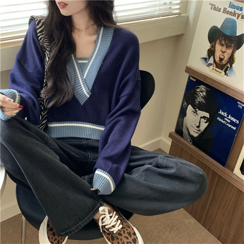 Женский трикотажный пуловер с V-образным вырезом и длинным рукавом | Женская