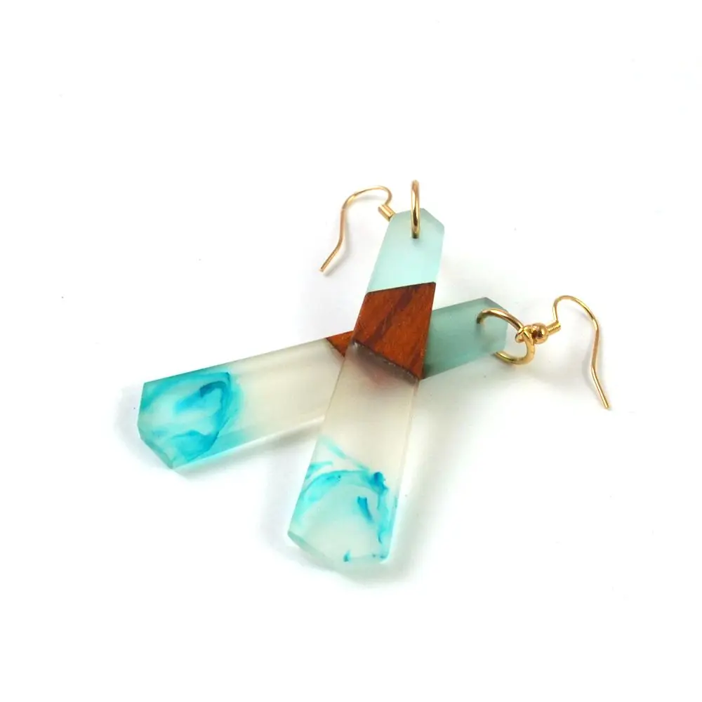 Женские серьги винтажные деревянные из смолы модные ювелирные с узором подарок