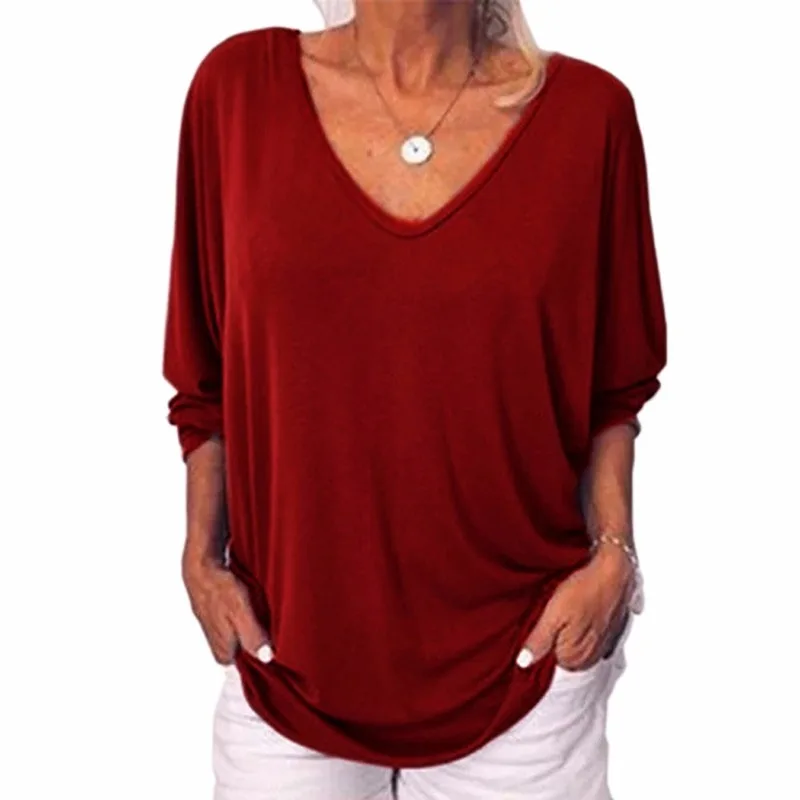 Футболка женская с треугольным вырезом рукавом летучая мышь на кнопках