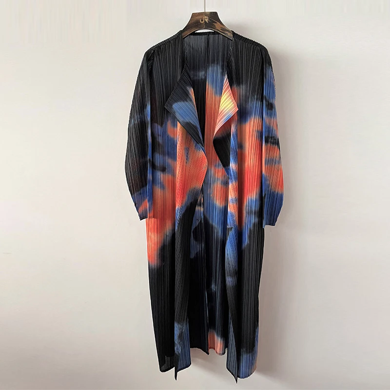

2021 spring and autumn women's pleated trench coat Miyake fold Large size loose printed casual long-sleeved cardigan jacket
