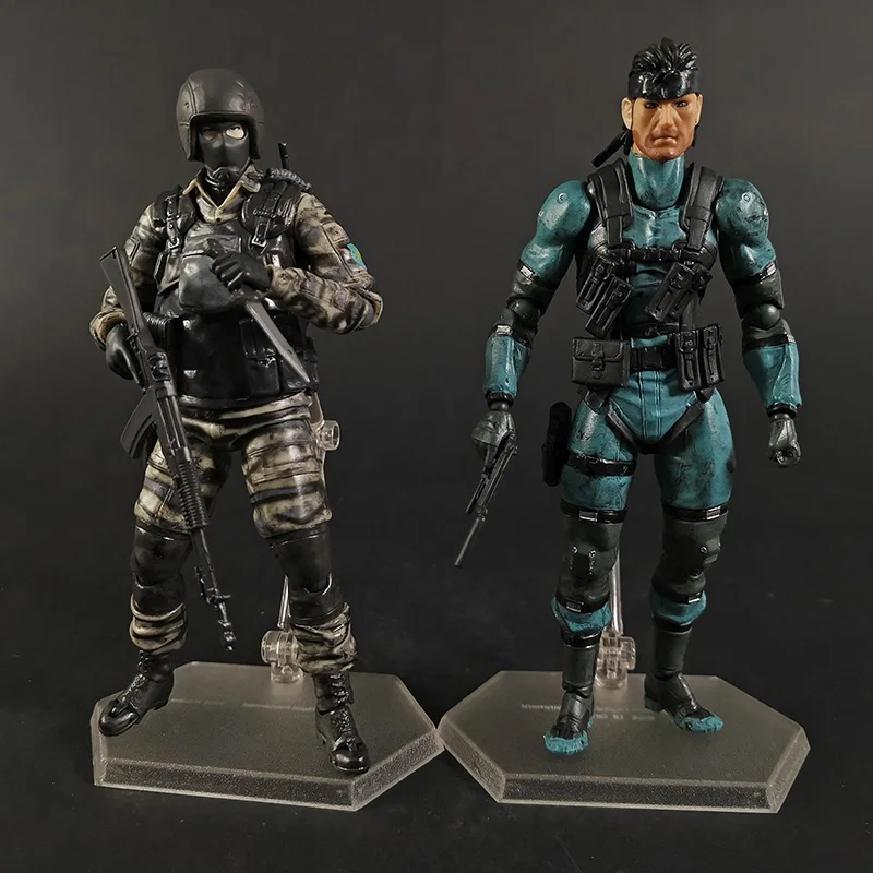 

METAL GEAR SOLID 2 SONS OF LIBERTY Figma 298 Gurlukovich 243 Snake Figurine Collection Action Figure Model Toy Gift