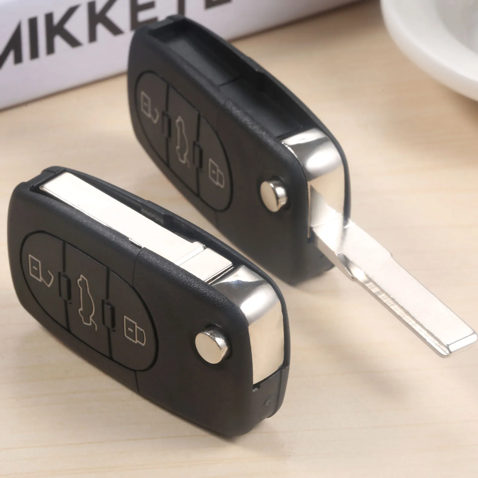 Ключ складной с 3 + 1 кнопками 315 МГц 4D0837231E 4D0837231P 4D0 231E Подходит для Audi A4 S4 A6 A8 TT Quattrol