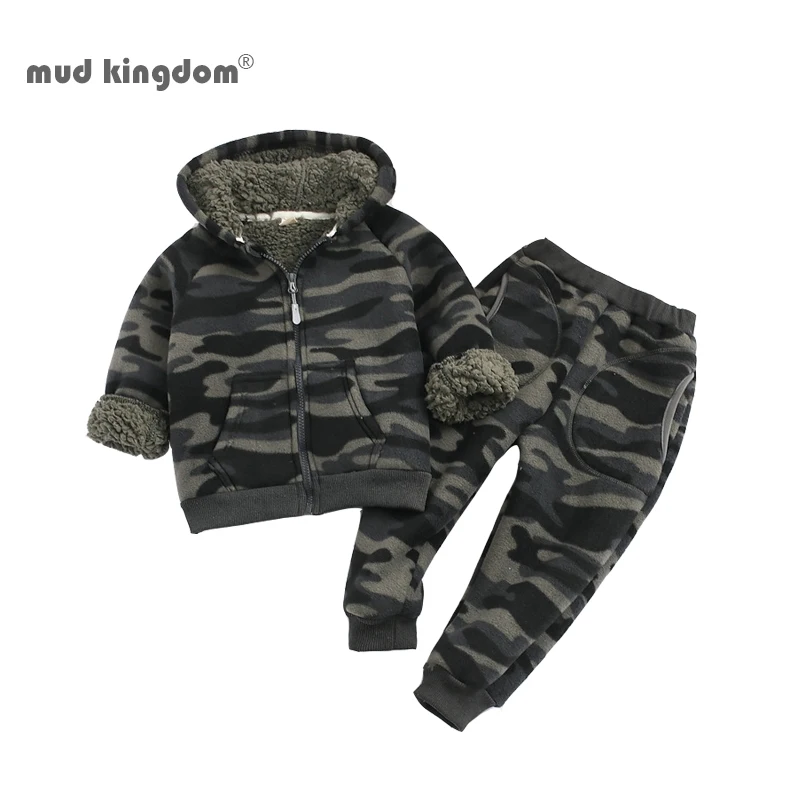 

Комплект для мальчиков зимний теплый флисовый Камуфляжный на молнии с капюшоном и брюками-джоггеры