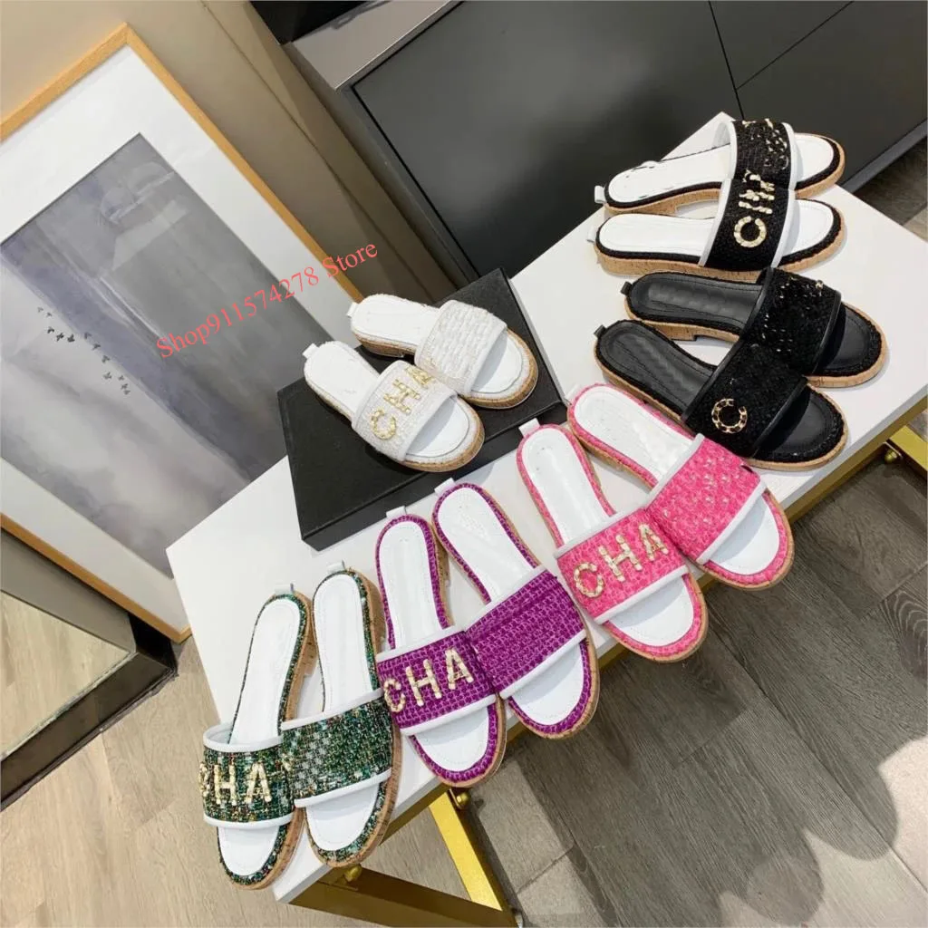

2021 summer new thick-soled one-word slippers women chain sandals for outer wear