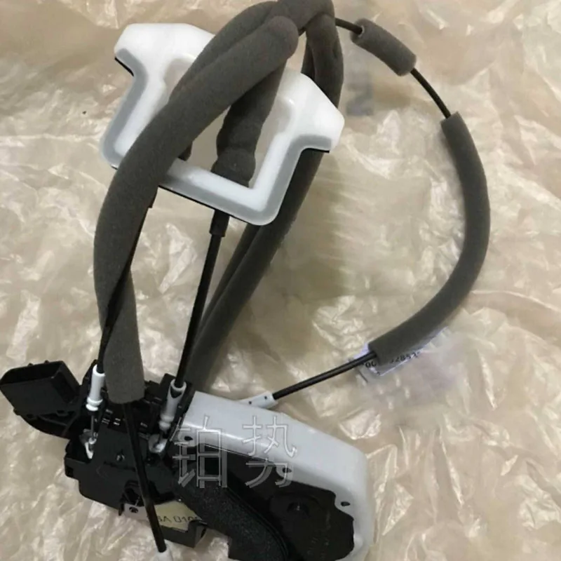 

Блокиратор дверей передней двери и пульт дистанционного управления 2008-Nis sanT eana 2.0L XL