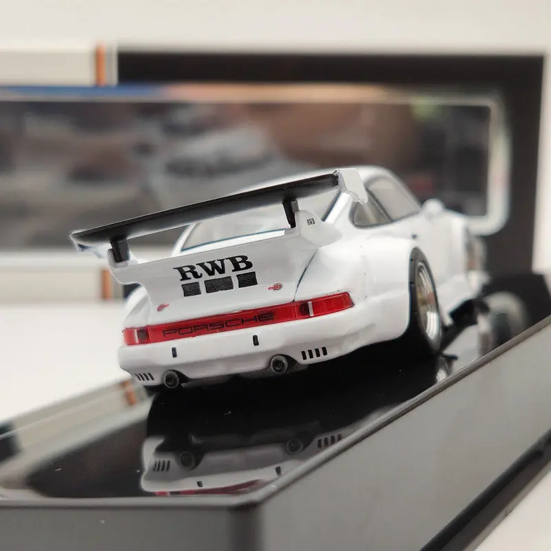 IXO 1:43 для P ~ SCHE 930 RWB Rauh Weit White MOC207 Diecast Limited коллекция |