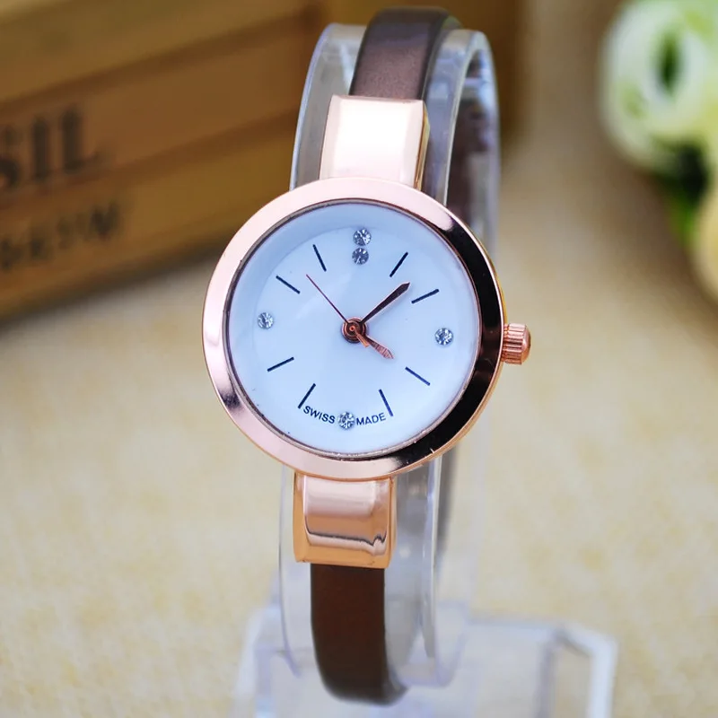 Новый сверхтонкий ремень темперамент модные маленькие часы дисковый браслет