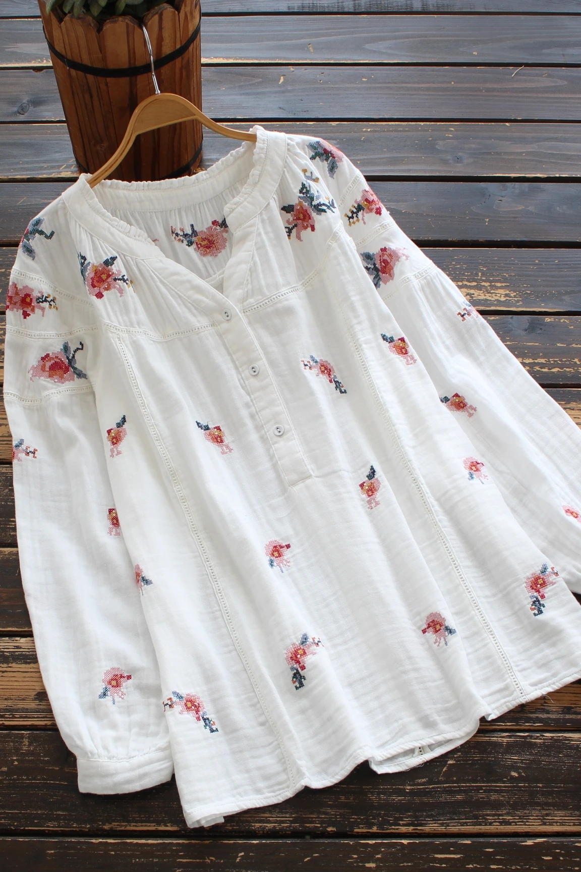 

new spring women's floral shirt tops loose long sleeve stand collar casual wear