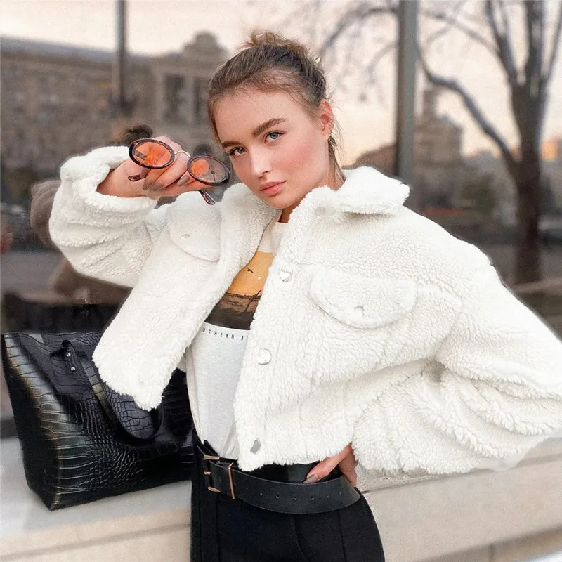 

Winter Coat Women 2020 Faux Fur Plush Teddy Coat Short Lamb Fur Wool Coat Abrigos Mujer Invierno Femme Veste шуба женская пальто