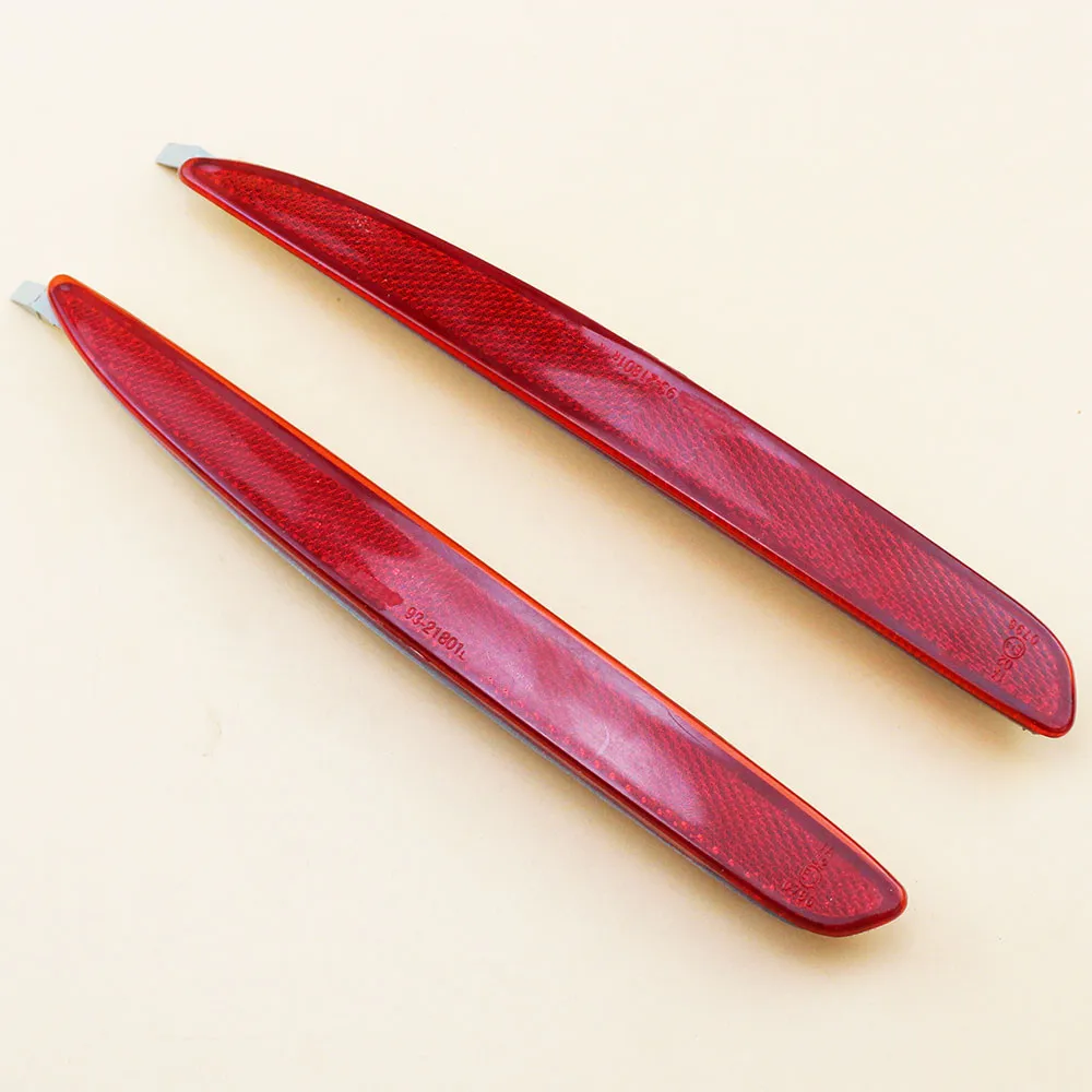 

LARBLL Car Styling Pair Rear Bumper Left Right Side Lamp Reflector Light for Mazda 6 M6 2003 2004 2005