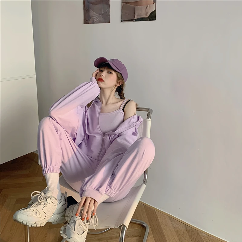 Женский спортивный костюм сиреневые брюки + укороченный топ куртка с капюшоном