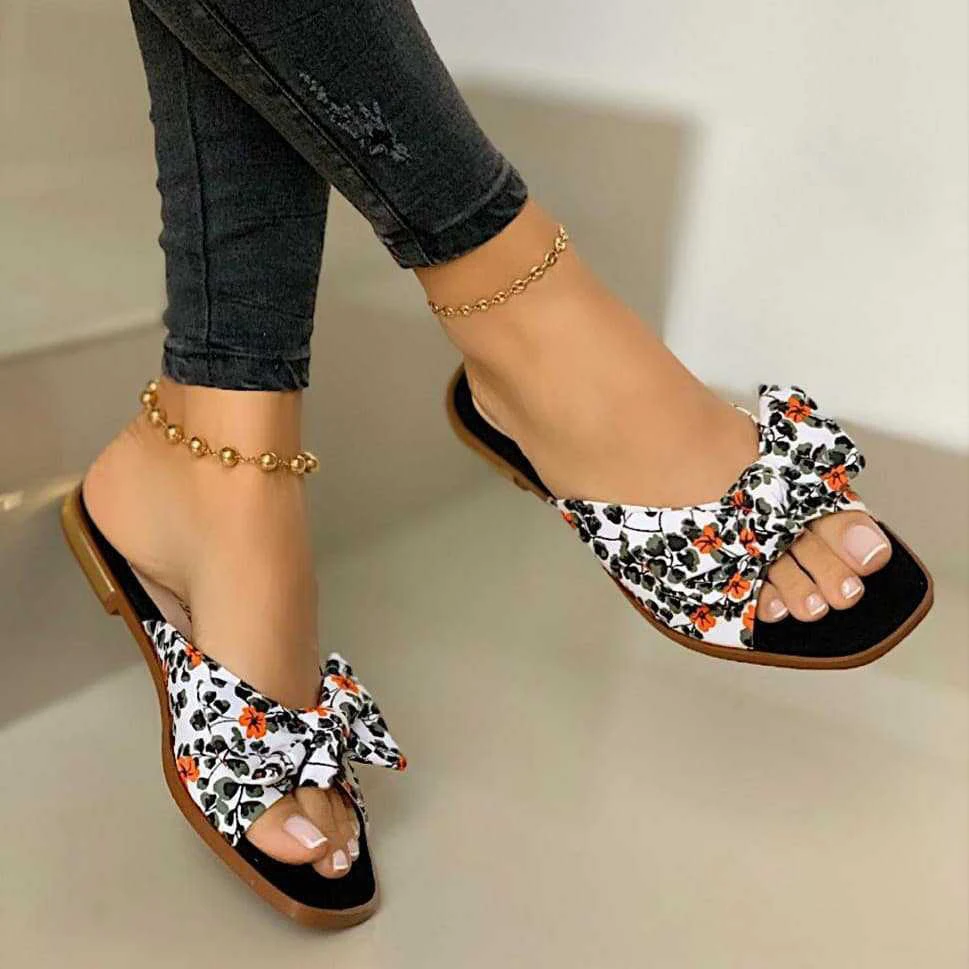 

2020 Women Summer Bow slippers Flats Shoes Woman Bohemia Beads Flowers Cross Lace Sandalias Mujer Sapato Feminino D604