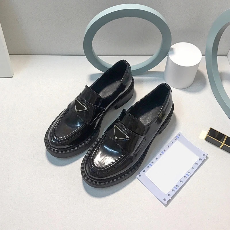 

Round Toe Street Style Chunky Heel Platform Women Loafers Shoes 2022 Black Punk Goth Designer High Heels Shoes Women