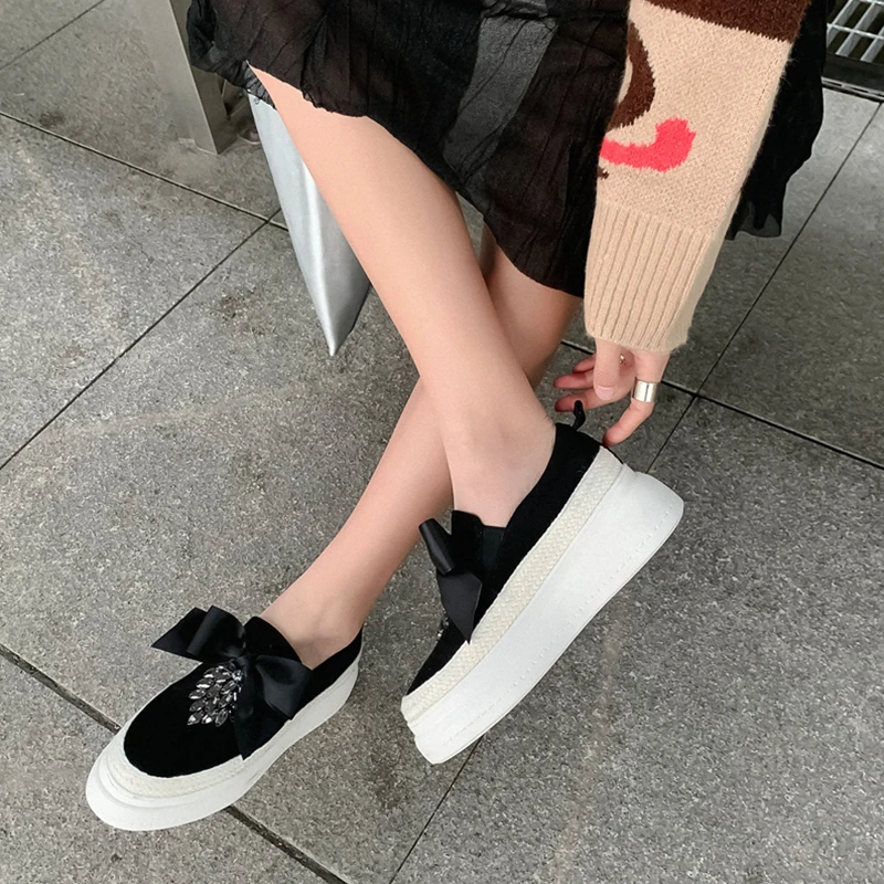 ISNOM/нескользящая женская обувь на плоской резиновой подошве из коровьей кожи