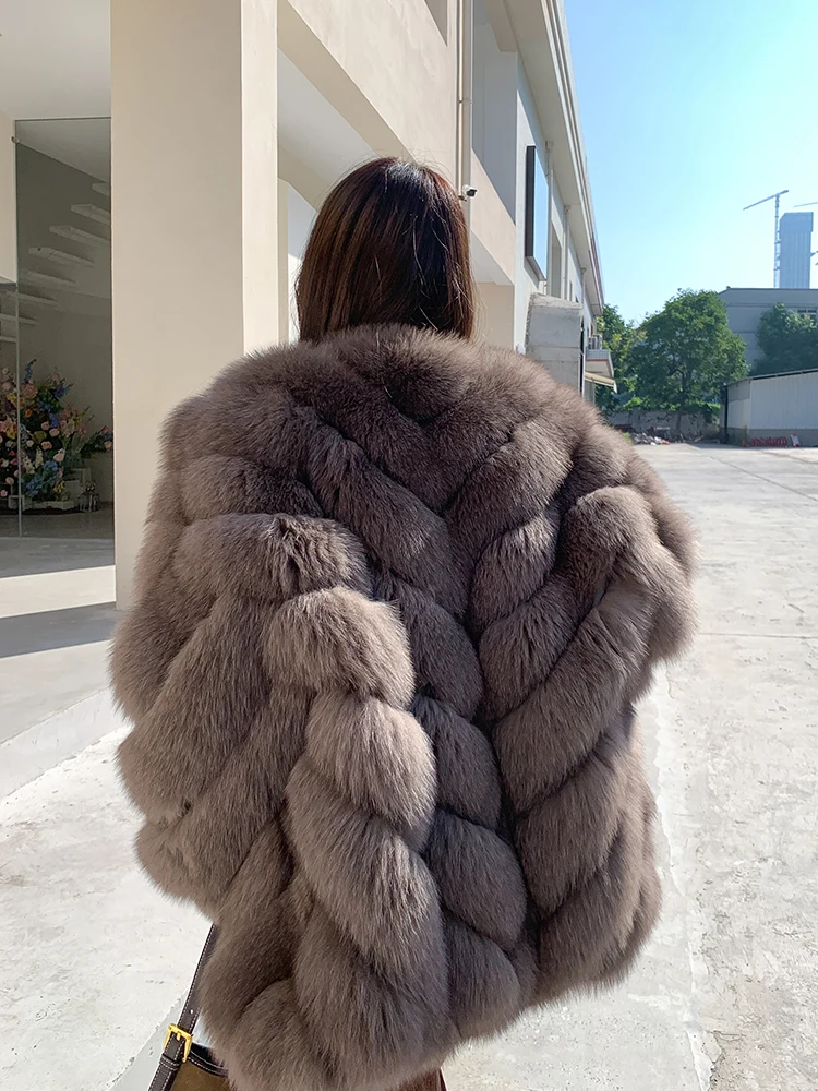 Fashion Women Real Fox Fur Jacket Natural Woman Whole Skin Genuine Fox Fur Coats Medium Length V-neck Luxury Fur Overcoats 2022