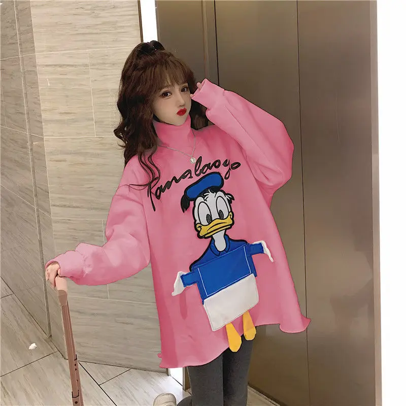 Новое модное бархатное теплое платье-свитер средней длины с героями