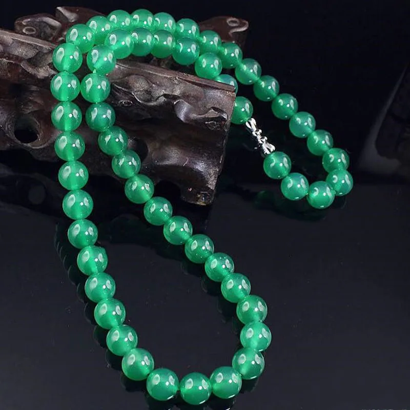 

New Type Of Natural Emerald Chaff Necklace Bead Chain 8mm In Diameter Long Fashion Boutique Jewelry Necklace Jade Jewelry