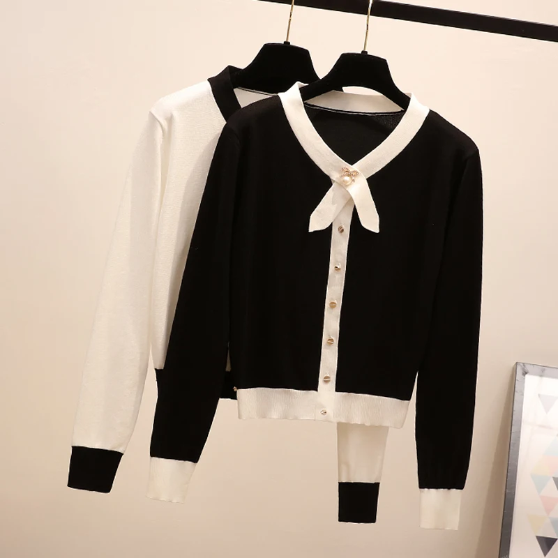 2021 Весенние новые женские свитера белые и черные вязаные тонкие кардиганы с