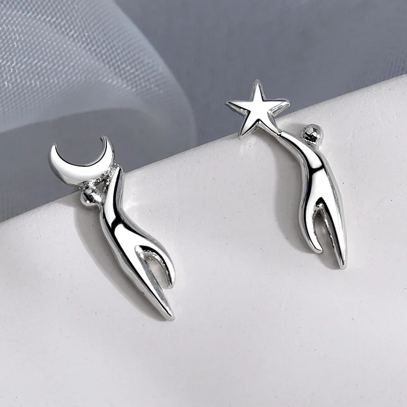 

New Fashion Exquisite Moon Star Asymmetry Cartoon Character Earrings for Women Girl Jewelry Trendy Ear Accessory Pretty Gifts
