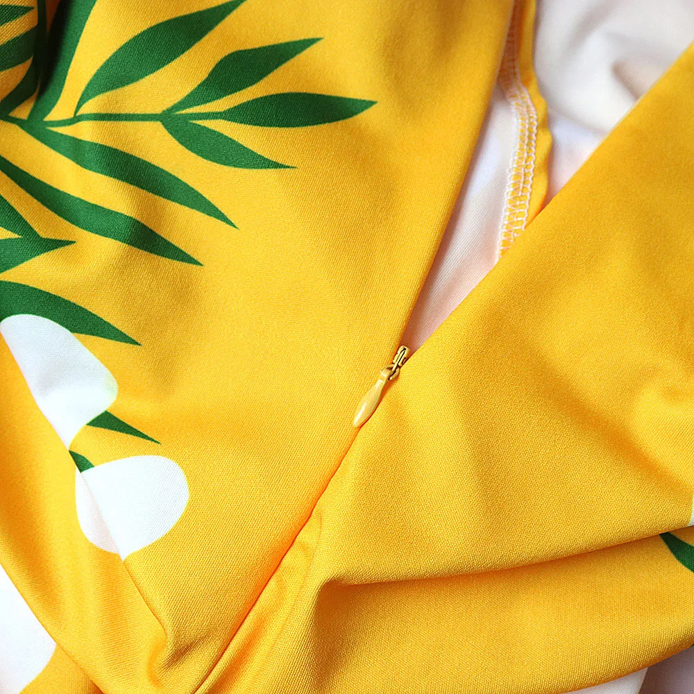 

2021 Summer New Style V-neck Puff Sleeve Print With Belt Slit Slimming Plus Hip High Elastic Pencil Sexy Dress Women Party Dress