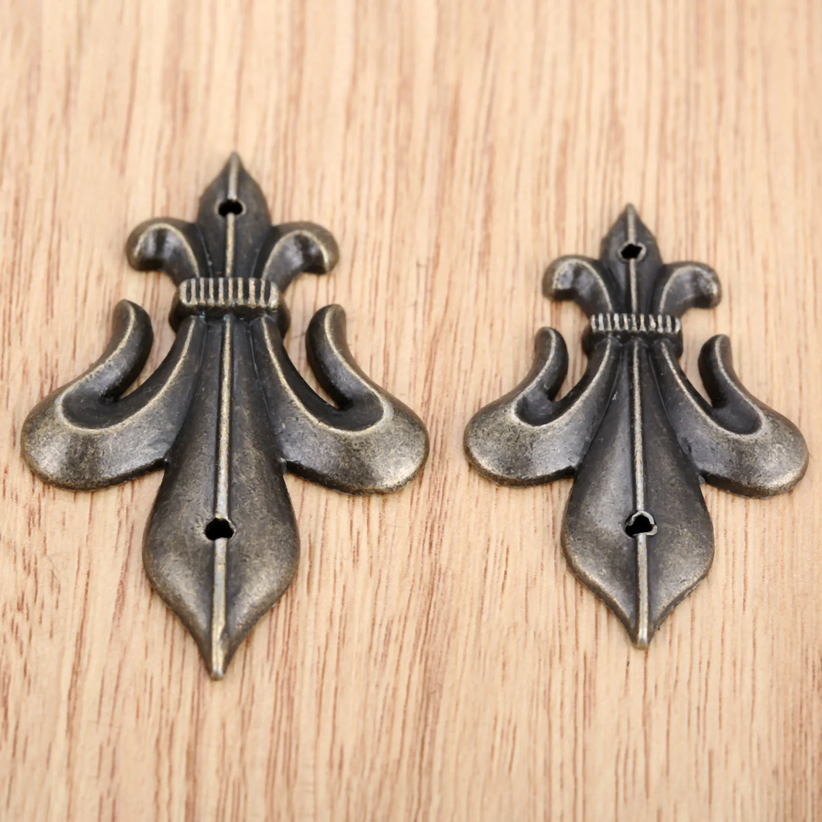 4 шт. антикварная бронзовая/Золотая мебель декоративные угловые кронштейны