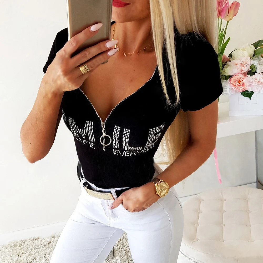 

Hot Drill Zipper Thin Knitted Top Summer Sexy Letter Short Sleeve Office Ladies White Black Camisas De Mujer Ropa De Verano 2020
