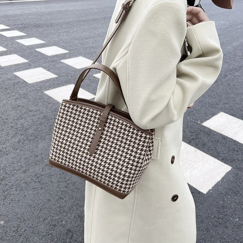 Портативная вместительная сумка женская новая модная сумка-мессенджер из ткани