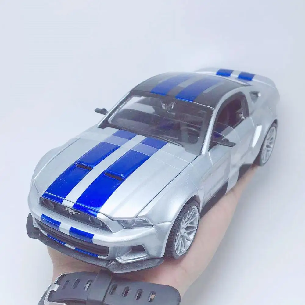 Изысканная 1:24 модель из сплава Mustang GT спортивного автомобиля коллекция премиум и