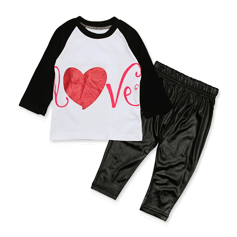 Детский топ с длинными рукавами и рисунком сердца на День святого Валентина +