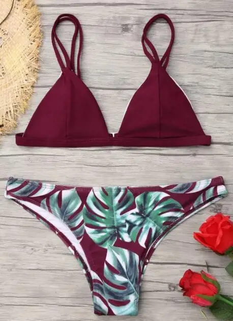 

2021 Female Sweet Bikinis Set Printing Deep V-neck Two Pieces Swimwear New Strap Separate Swimsuit Bathing Suit Beach Wear