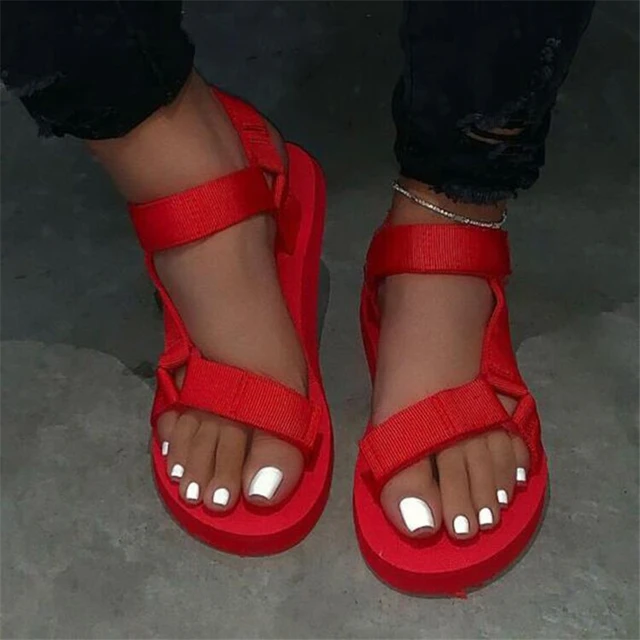 2022 New Women Summer Soft Slip Sandals Woman Buckle Strap Foam Sole Durable Sandals Ladies Outdoor Casual Beach Shoes 1