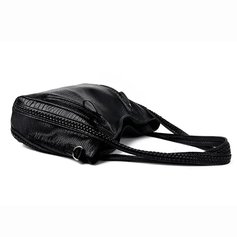 Женская вместительная сумка через плечо однотонная Черная Сумка тоут с узором