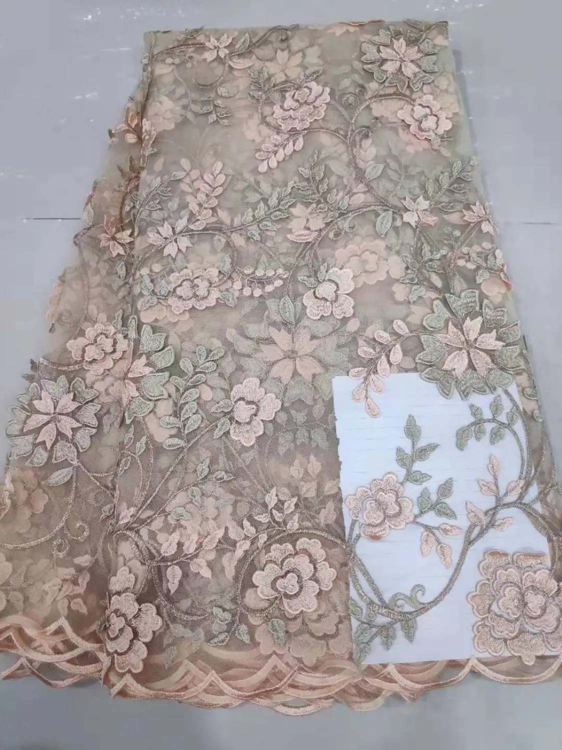 Hot Sale white Luxury African Lace Fabric 2019 High Quality Tulle French 3D Fabrics for Wedding Dress FHD725 | Дом и сад