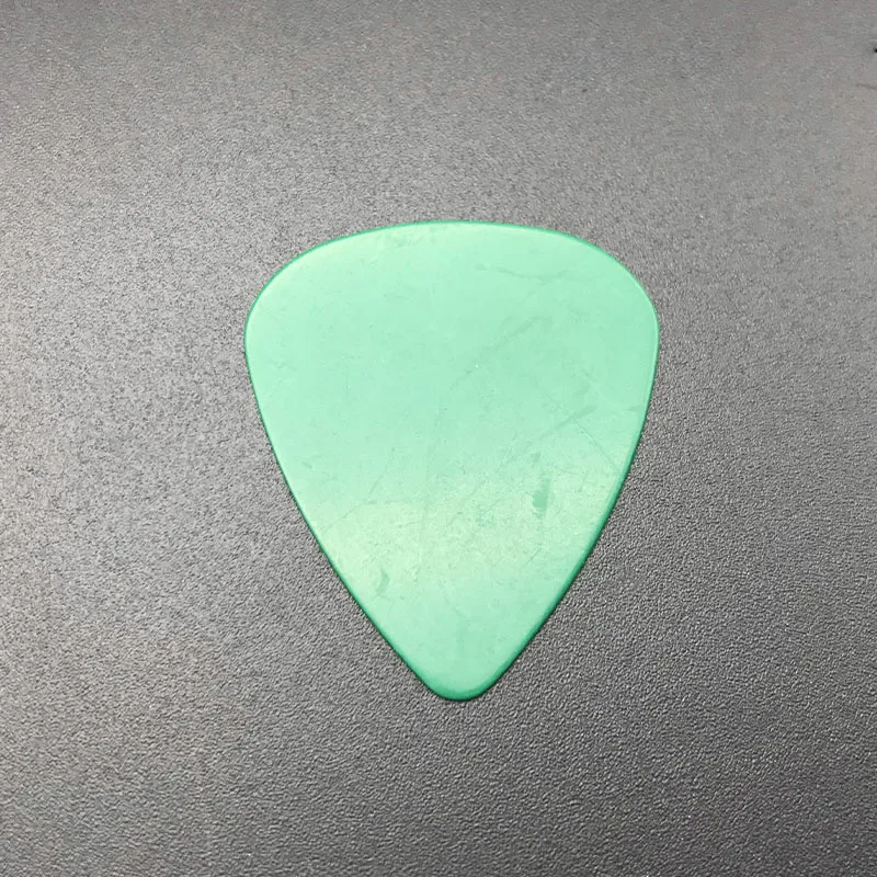 100pcs herz form abs gitarre pick 05mm akustische elektrische bass gutiar pick plektrum guitarra musical instrument free global shipping