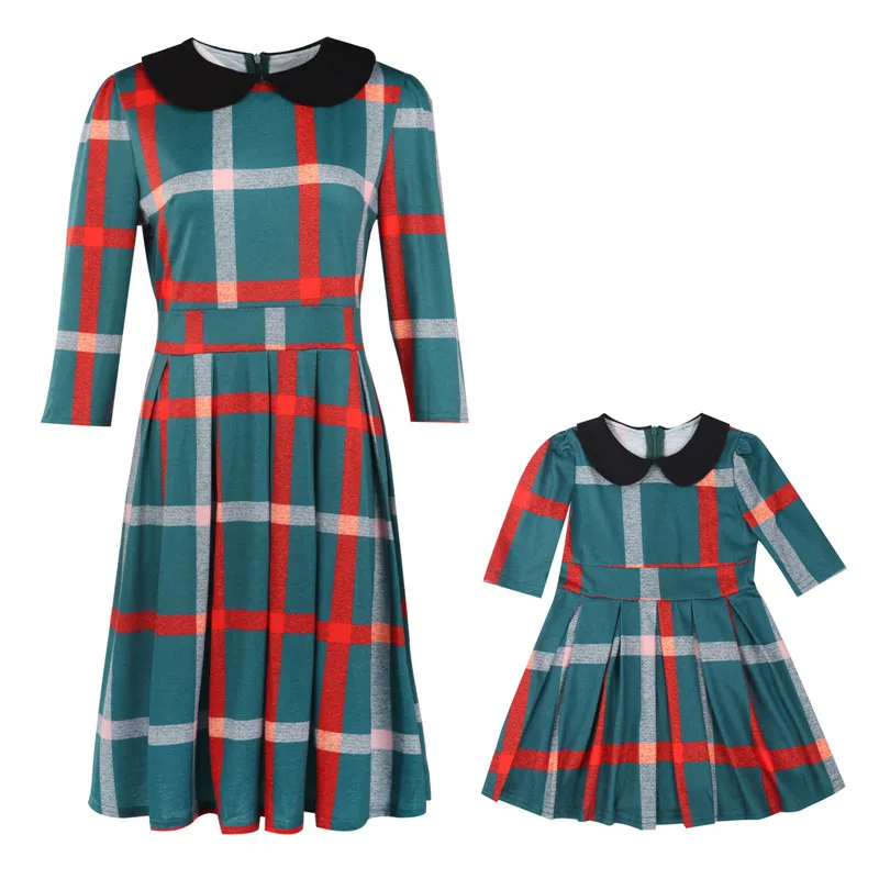 

Family Matching Dress Christmas 2020 Clothes Plaid Round Neck Elbow Sleeve One-Piece for Women Parent-Child Outfit Mom Girl