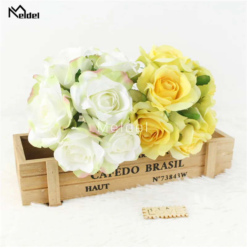 Букет роз из искусственных цветов маленький букет 6 головок шелковые