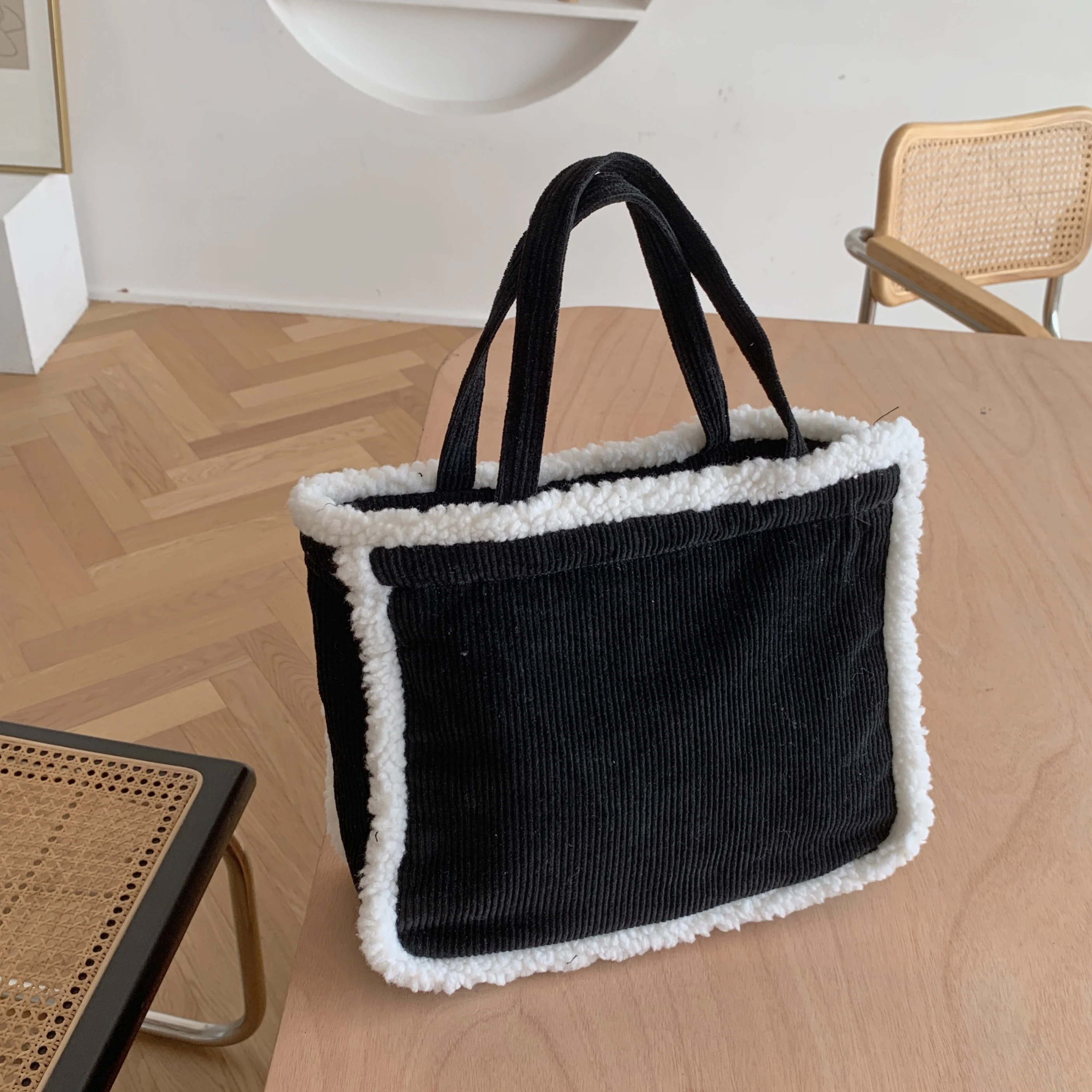 

Vintage Soft Corduroy Female Handbags Artificial Lamb Wool Women Furry Shoulder Bags Large Capacity Ladies Casual Tote Baguette