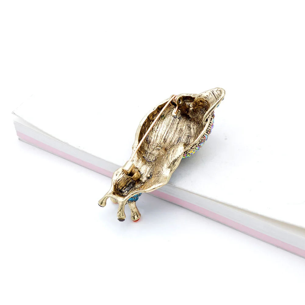 

CINDY XIANG Rhinestone Large Snail Brooches For Women Insect Pin 2 Colors Available Fashion Brooch Carton Design Jewelry New