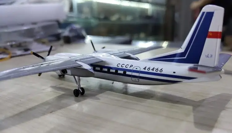 Herpa советского Аэрофлота ан 24 RV Reg CCCP 46466 1/200 литья под давлением модель самолета| |