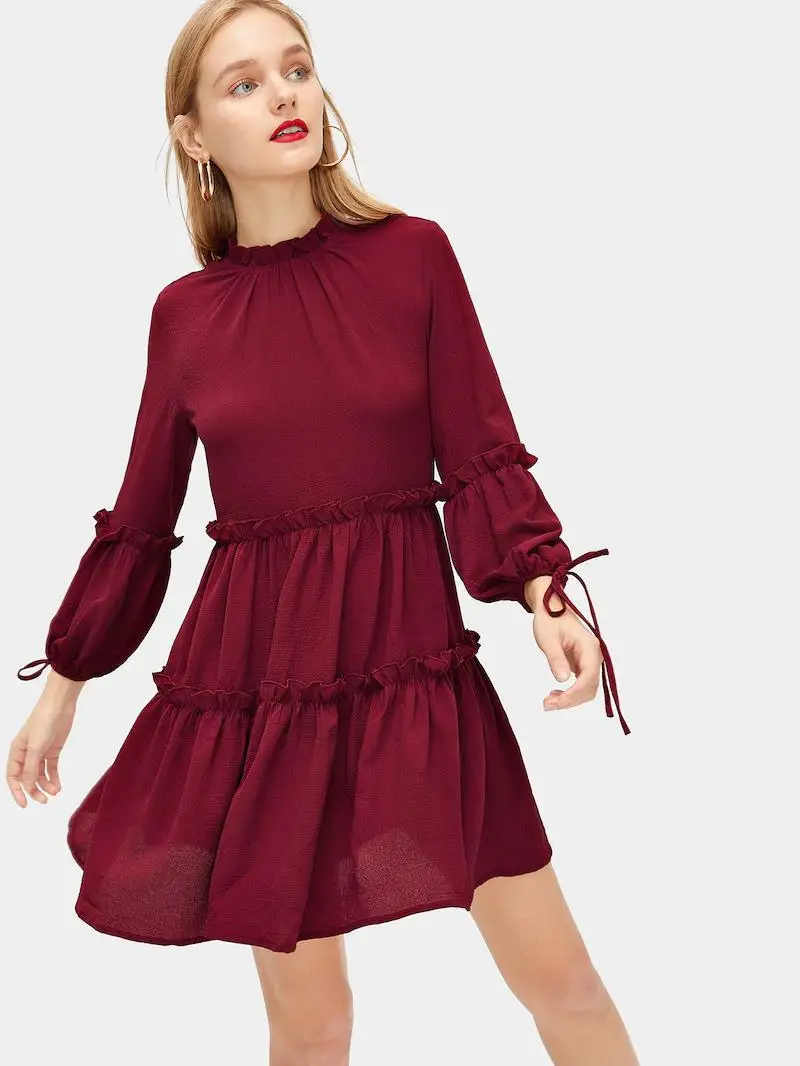 

Платье-трапеция женское демисезонное Облегающее с оборками и рукавами-фонариками