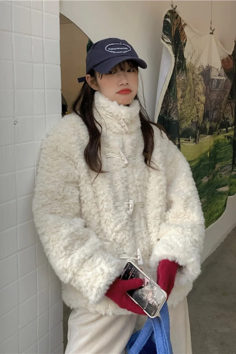 Утолщенная теплая хлопковая куртка с имитацией меха и высоким воротником зимняя