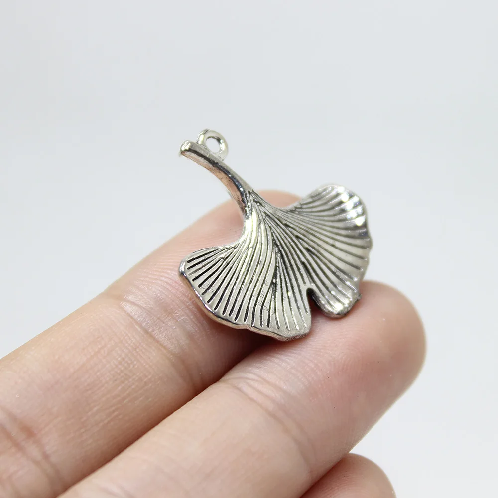 Подвеска гингко с отцом гинкго билоба античное серебро 10 шт. 22x24 мм | Украшения и