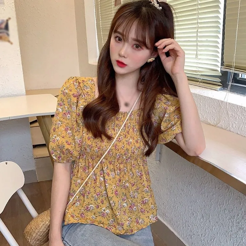 

Женская однобортная футболка с цветочным принтом, модные повседневные Шифоновые Топы с коротким рукавом и квадратным вырезом