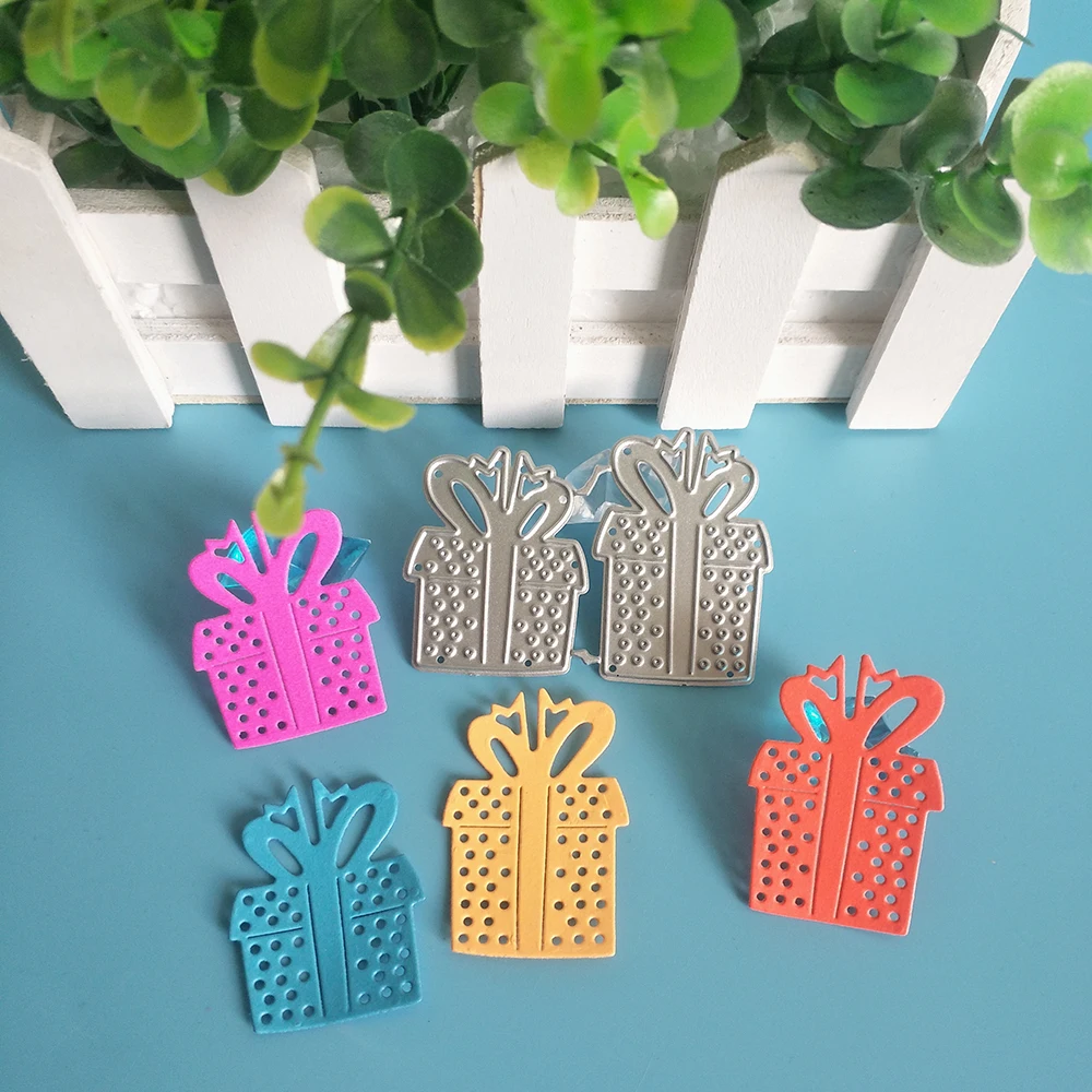 

New 2 small Christmas gift boxes cutting dies DIY scrapbook, embossed card making, photo album decoration, handmade craft