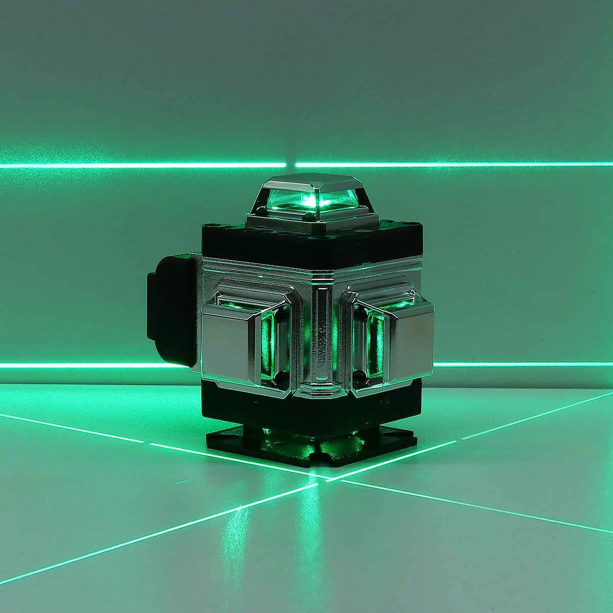 

Laser Level 16 Lines 4D Green Light Wall Mounted Self Leveling 360 Level Laser Line Horizontal Vertical Cross Construction Tools