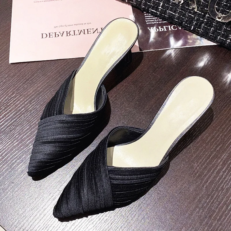 

Slippers Casual Square heel Low Mules For Women 2021 Shoes Pantofle Pointed Toe Slides Luxury Block New Hoof Heels Rome Rubber B