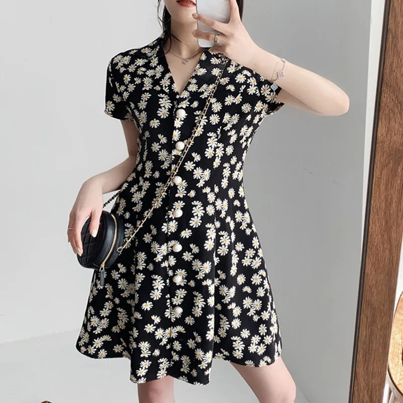 Женское мини платье с отложным воротником милое праздничное короткое