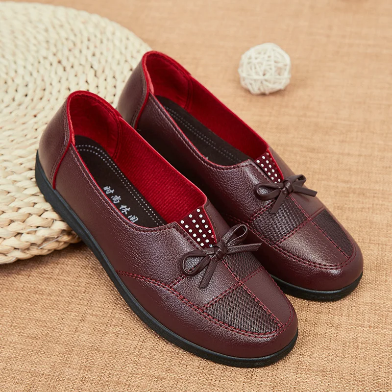 

Women Flats Loafers Cheap Spring Shoes Female Black Grid Soft Leather Moccasins Casual Flat Women's Shoes Loafers Size 41