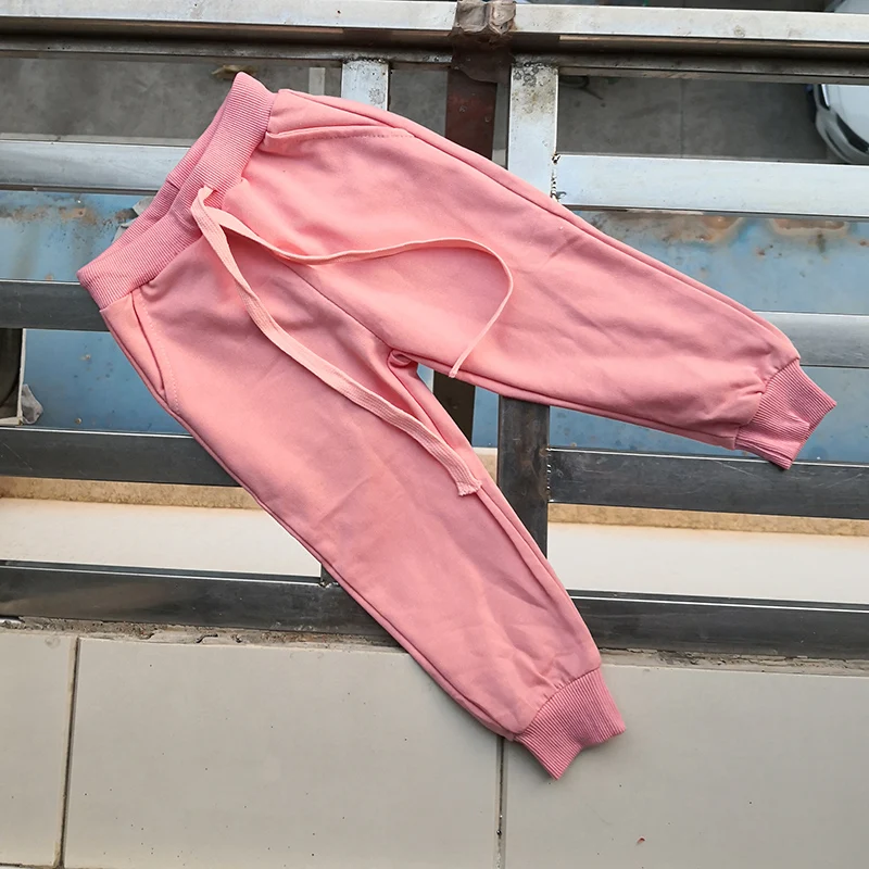 kong pink Штаны для мальчиков детская однотонная одежда; сезон весна-осень детские брюки для маленьких мальчиков Брюки-шаровары для девочек цвет серый, черный; хлопковая одежда ярких цветов - Цвет: kong pink